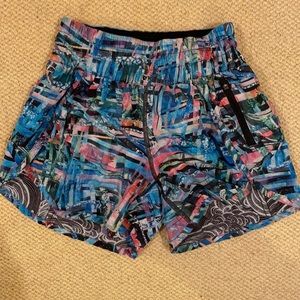 Seawheeze limited edition tracker shorts sz 2